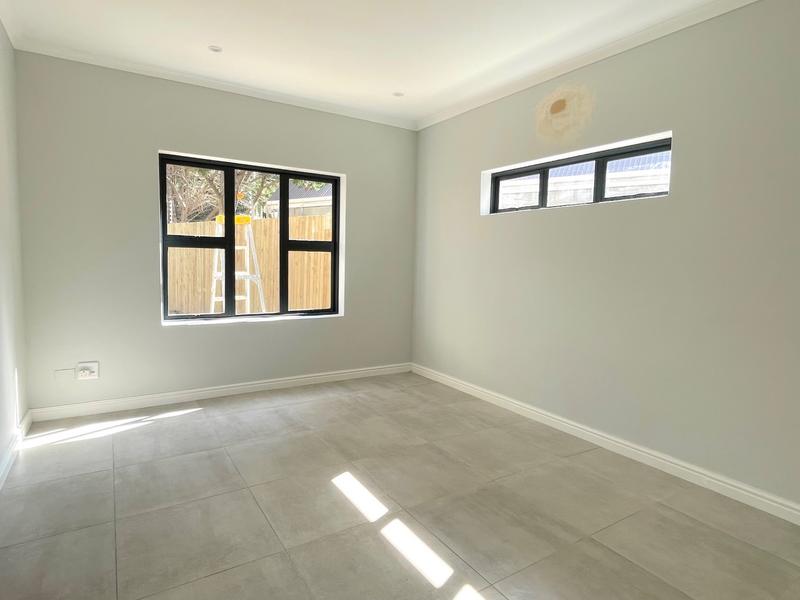 3 Bedroom Property for Sale in Beach Estate Western Cape